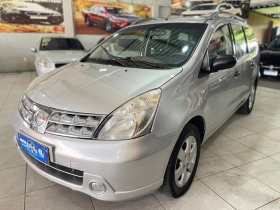 NISSAN GRAND LIVINA 1.8 S 16V FLEX 4P MANUAL NISSAN GRAND LIVINA 1.8 S 16V FLEX 4P MANUAL